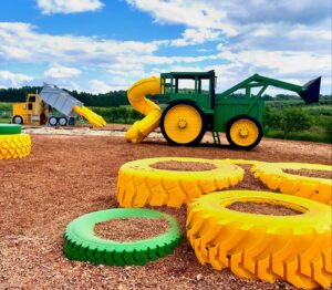 Lookout farm play area2 Lookout farm play area2